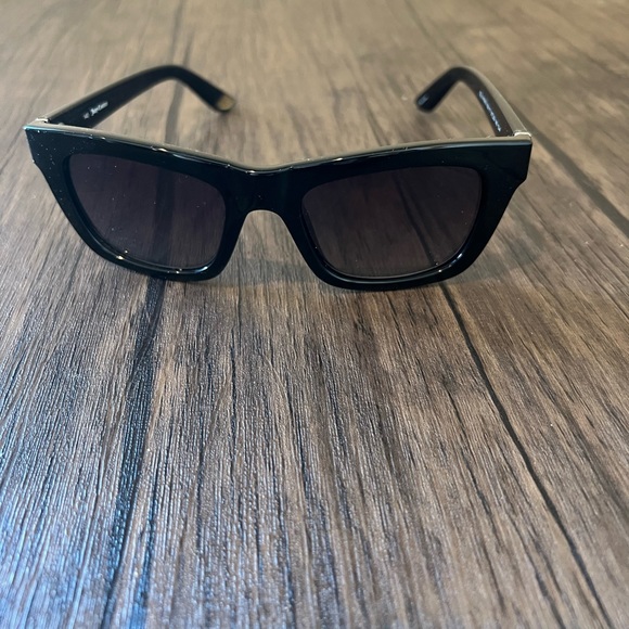 Juicy Couture - Black Sunglasses - Picture 1 of 4